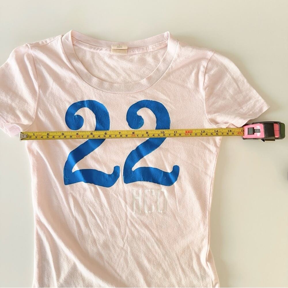 Y2K Hollister 22 Graphic Baby Tee Pink Sporty Number 22 Print Fitted Shirt S - Picture 7 of 8